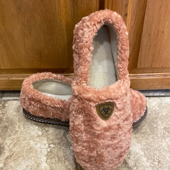 Ariat snuggle slipper - Picture 2 of 10